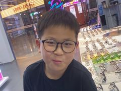 -优购镜仓(六角广场店)