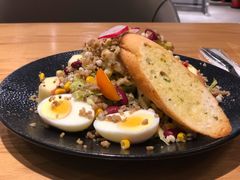 有机五谷烤鸡肉色拉-LO CALCOW卡路力轻食主义餐厅(陆家嘴店)
