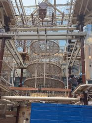 -PIPIKINGDOM皮皮王国欢乐号(欢乐海岸购物中心店)