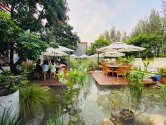 -墨居上隐·院子里火锅(峨眉店)
