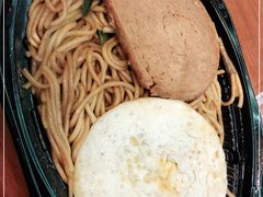 -全家便利店(兴贤路店)