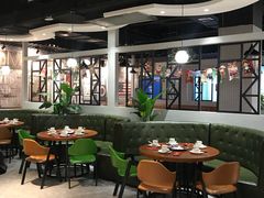 大堂-渝胖子老城区炭火蛙锅(临城店)