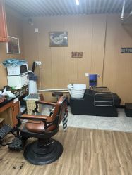 -纯剪男士理发馆·烫染专业店