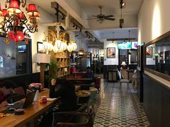 -拖板鞋咖啡旅行酒店(春熙路地铁站店)