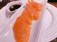 -四海一家自助餐(益田假日广场店)