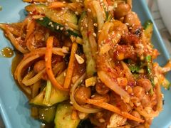 -泉哥小平房串店