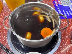 -四囍码头海鲜烧烤自助火锅(外滩南京东路悦荟广场店)