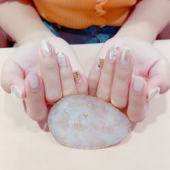 -花系美·美甲美睫精品店