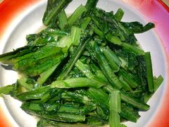 -思博半步颠小酒馆(梦时代店)