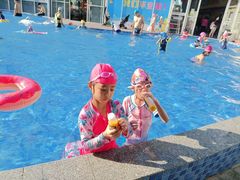 -奥龙堡游泳馆(广纸店)