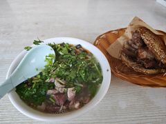 -洪峰浩老北京烧饼夹肉(角门路店)