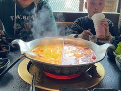 -湊湊火锅·茶憩(南京东路悦荟店)