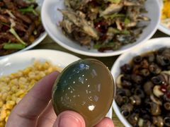 -丹水桥地锅鱼·翘嘴鲌·地方特色全鱼宴(丹江口大坝店)
