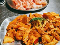 -马路牙子地桌烤肉(工体店)