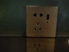 -艾尚主题式KTV(艾溪湖绿地店)