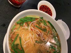 蒙自过桥米线-南蛮子(进贤路店)