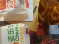 -麦当劳(乳山路店)