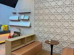 -蓝鲸国际少儿游泳训练中心(群力店)