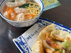 -长人馄饨铺(解放街店)