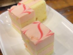 -哈尔滨小酒馆·鲜肉现穿自助烧烤(康新花园店)