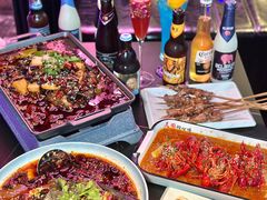 -粉墨特色菜·烧烤音乐酒馆