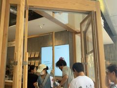-喜茶(上海打浦桥日月光gelato lab+店)