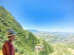 -鸡鸣山旅游风景区