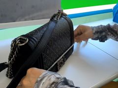 -星裳二手奢侈品回收鉴定(新华路店)