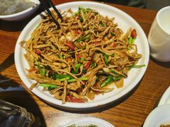 -唐师傅湘西名菜馆(武陵路店)