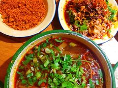 -拈签一笑黄牛肉辣卤串串