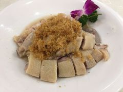 招牌金沙爽皮鸡-聚豪美食(平地店)