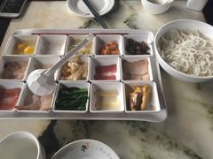-蔼若春.传承三十年云南菜(金碧公园店)