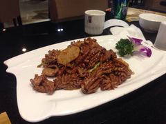 -闫府私房菜·百年鲁菜(恒隆店)