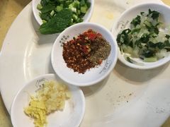 -桥香园云南过桥米线(金马碧鸡店)