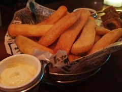 -Hooley's活利仕西餐厅(珠江新城店)