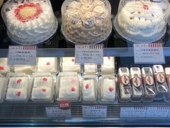 -红宝石·鲜奶小方·海派西点房(南丹店)