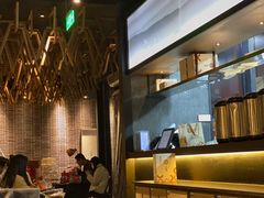 -湊湊火锅·茶憩(杭州湖滨银泰in77店)