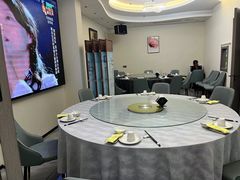 包厢-丁老爷子苏香圆