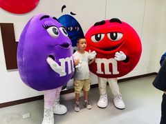 -m豆巧克力世界(上海世茂广场店)