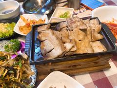 -益百岁牛尾汤(香山路店)