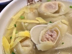 刀鱼馄饨-老半斋(福州路店)