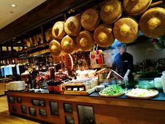 自助取餐区-OPEN開全日自助餐厅·牛肉火锅·海鲜(佛山希尔顿酒店)