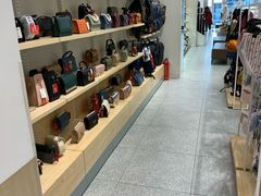 -hotwind热风(国际商场店)