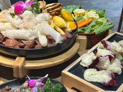 -一朵菌·野生菌探索家火锅(南亚店)