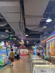 -菲菲羊乐园(临平银泰城店)