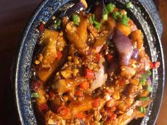 茄子煲-钟掌勺忘不了地道湘菜(新天地假日广场店)