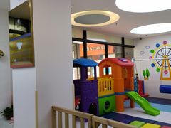 -黄浦乐烁龙鱼宝贝托育园(海潮路校区)