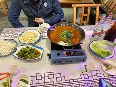 -霄汉牛三鲜湖北砂锅菜(万松园2店)