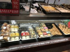 面包甜点陈列柜-大富贵(临沂店)