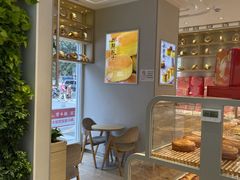面包甜点陈列柜-好利来(西罗园店)